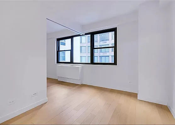 Rented by Manhattan Realty Group | media 7