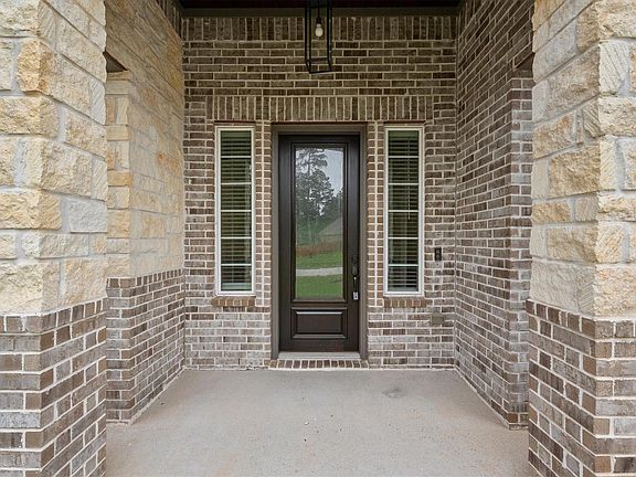 4th image of 203 Magnolia Reserve Loop