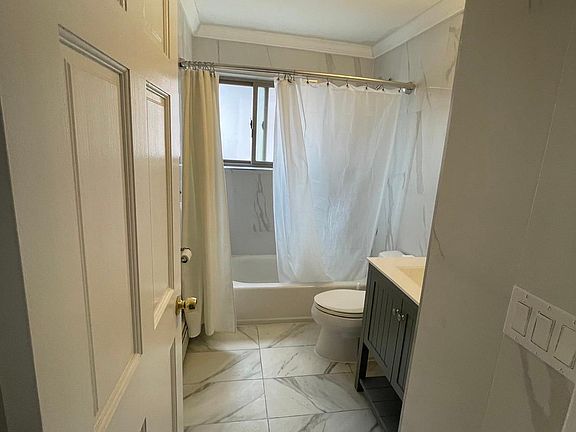 4th image of 38-32 149th Pl Floor 2