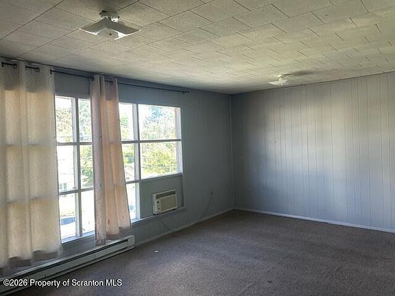 4th image of 429 S 9th Ave #2
