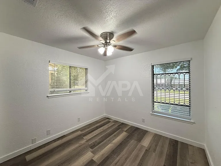 217 Avenue E St — Photo 15