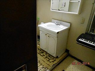 4th image of 820 W North St