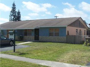 4704 Brady Ln, Palm Beach Gardens, FL 33418