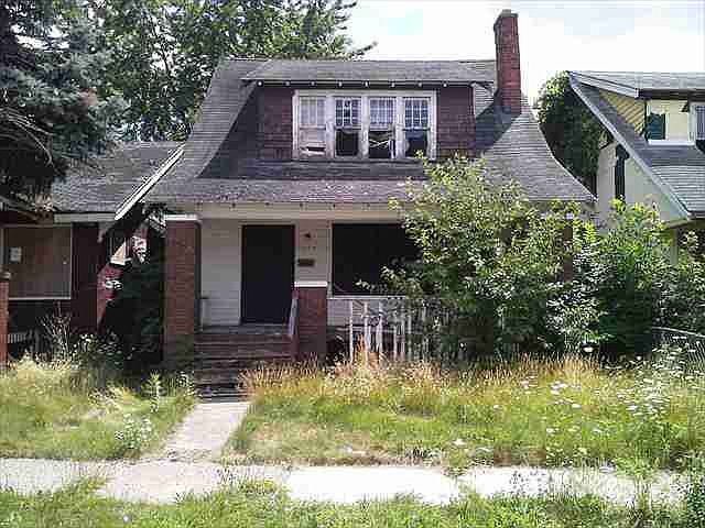 2425 Richton