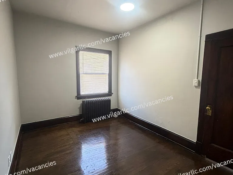 6 Warren St — Photo 17