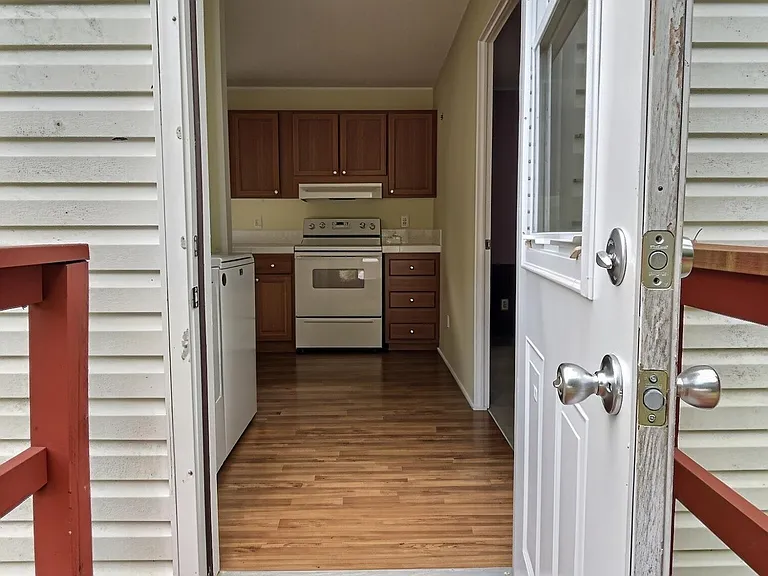 467 Olive Cir — Photo 12