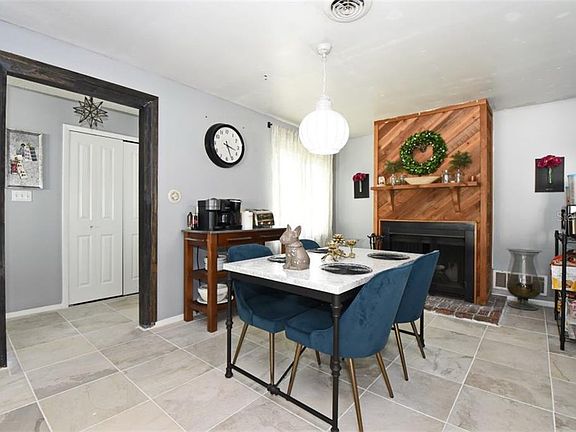4th image of 5209 Poinsetta Ave