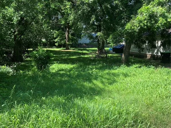 823 E Corona St, Ada, OK 74820