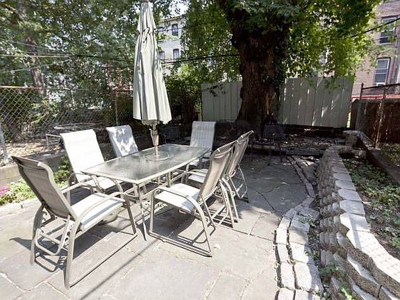 Bluestone Garden Backyard