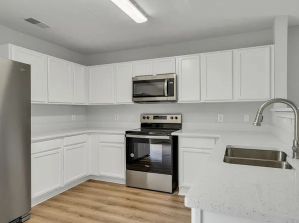 3040 Ewingdale Dr, Nashville, TN 37207