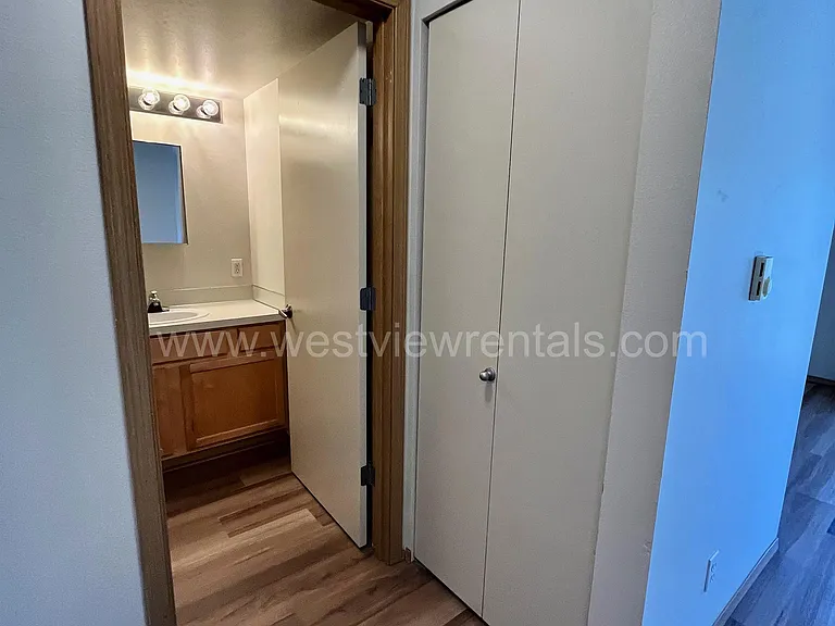 139 Prince Ave #305 — Photo 6