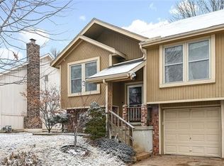 6341 Hallet St, Shawnee, KS 66216