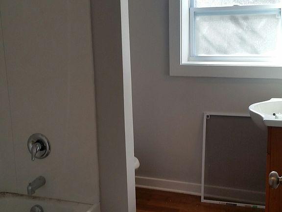 New tub, commode, sink
