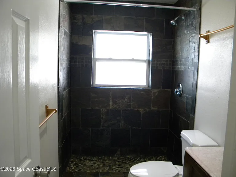 1672 Pineapple Ave #1672 — Photo 6