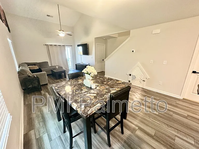 409 Eclipse Ln — Photo 6