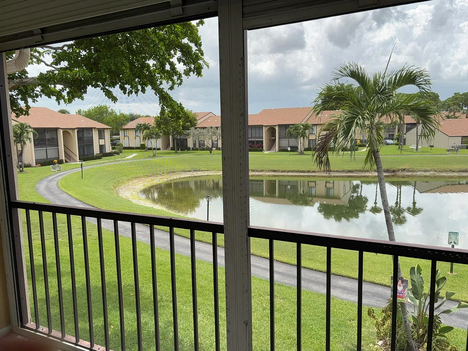 2 bed, 2.0 bath, 1111 sqft, $1,800 — Photo 4