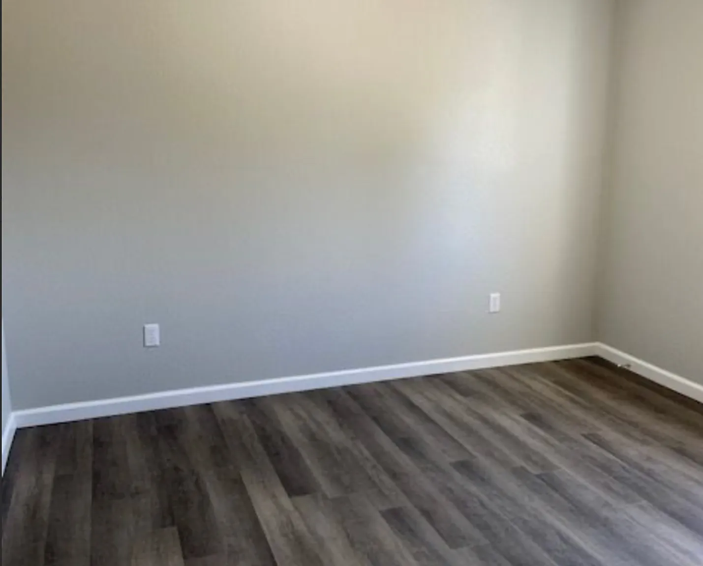 2624 Hickman Road — Photo 4