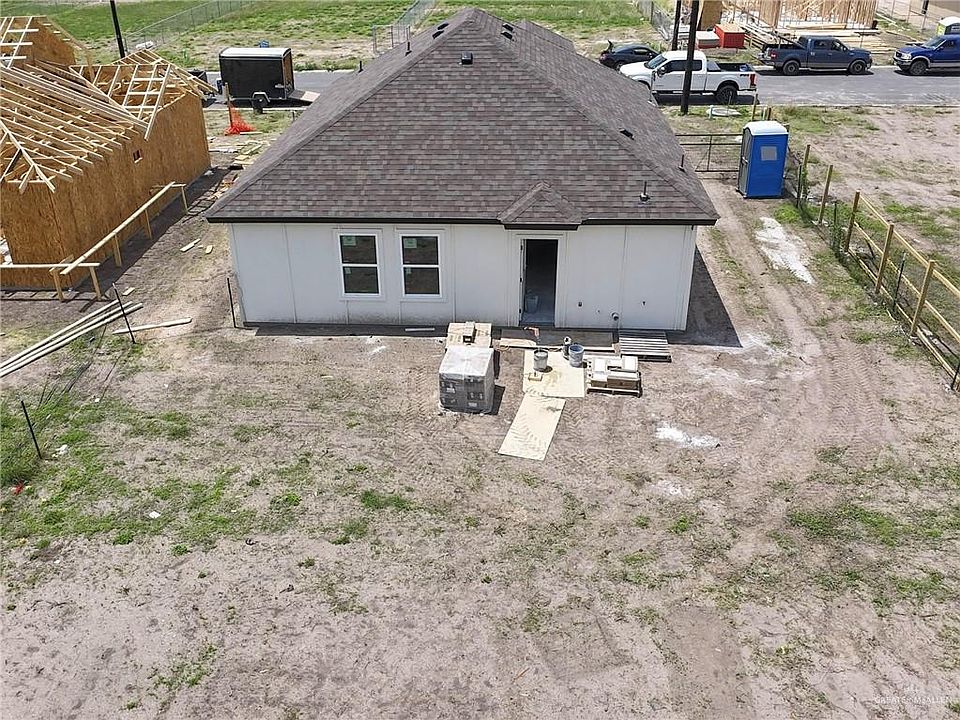 2nd image of 2441 Via Roma Rd