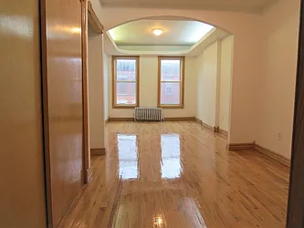 Rented by Capri Jet Realty Corp