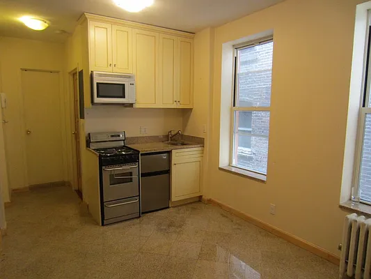 Rented by Majesty Management | media 53