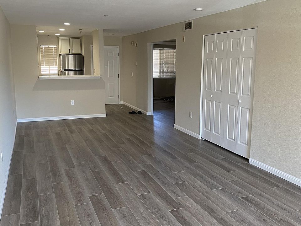 Recessed lighting for public area.