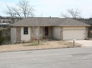 300 White River Mountain Blvd, Hollister, MO 65672