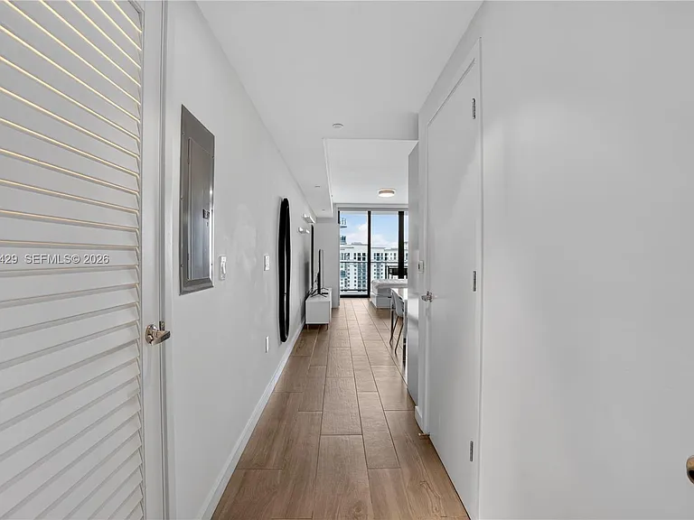 1010 Brickell Ave #3510 — Photo 4