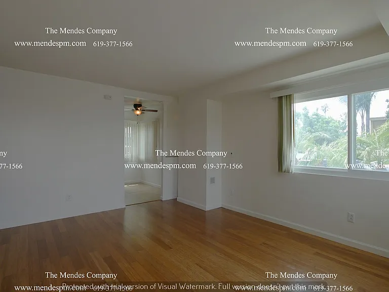 4432-4438 Mentone St — Photo 3