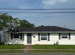 421 Garden Rd, Marrero, LA 70072