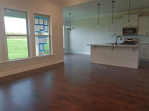 2nd image of 144 Elledge Farm Dr