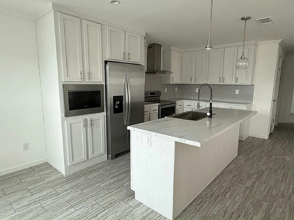 3 bed, 2.0 bath, 1460 sqft, $1,795 — Photo 4
