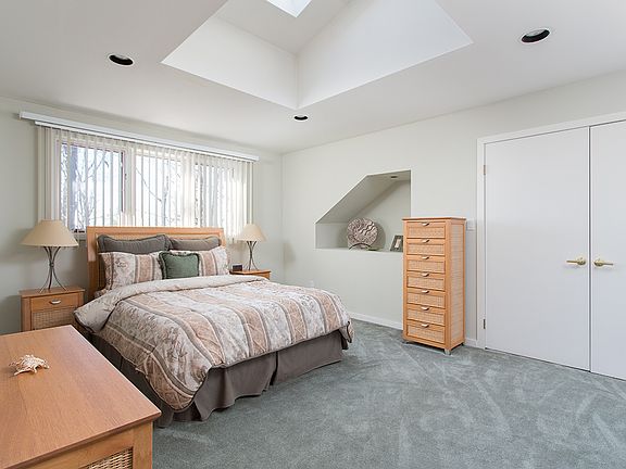 Another large bedroom