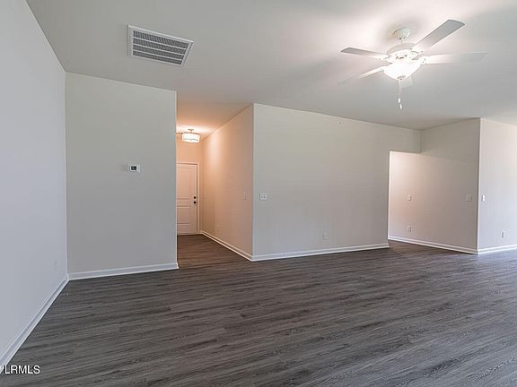 5th image of 16 Teal Bluff Court