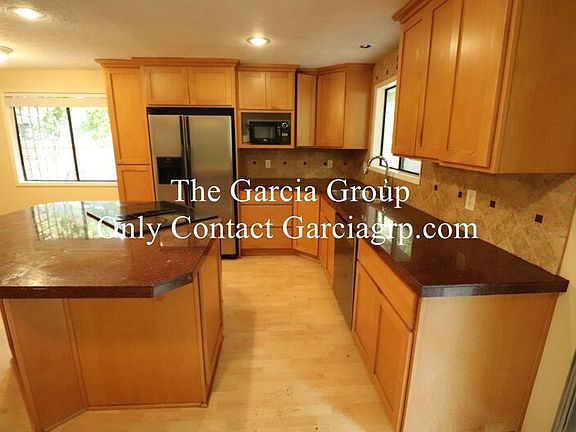 4th image of 9585 SW New Forest Dr