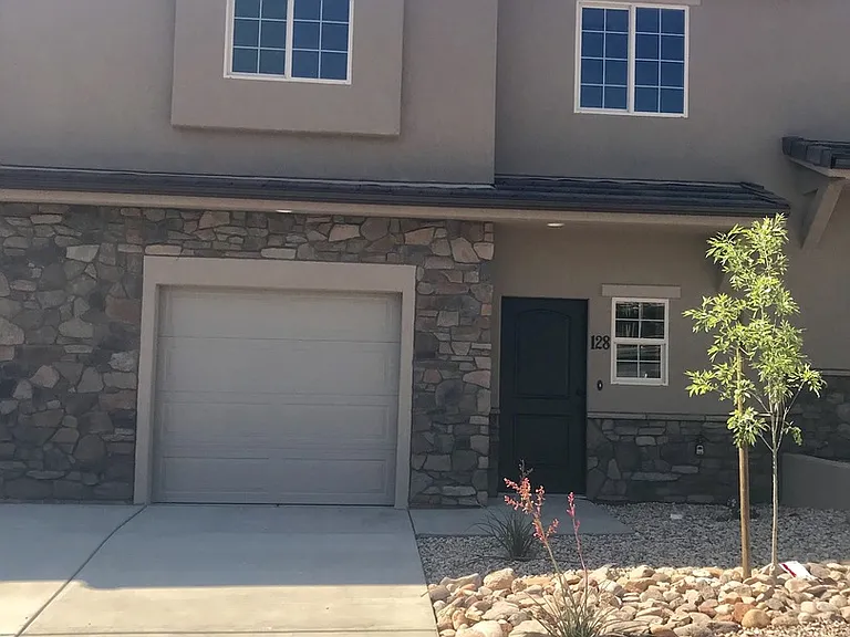 370 W Buena Vis #128 — Photo 1