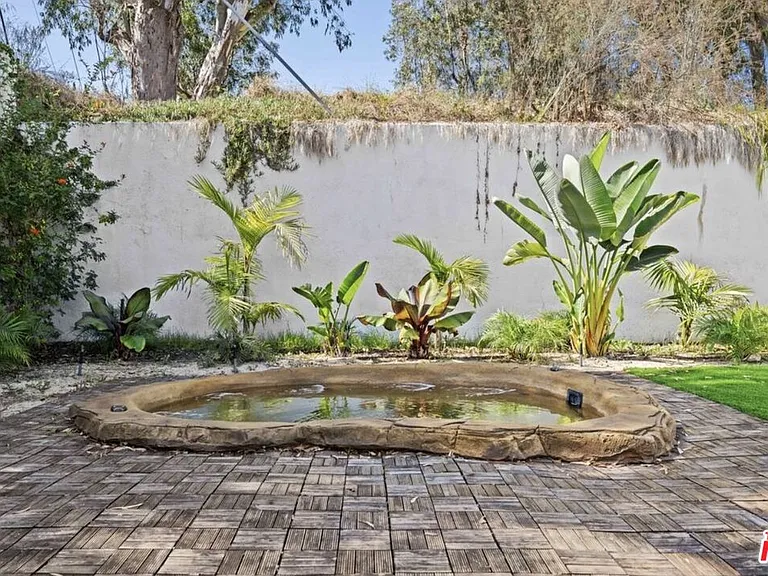 2617 S Beverly Dr — Photo 34