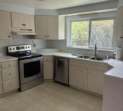 5th image of 403 S 10th Ave