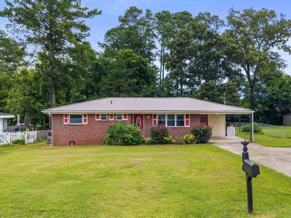 26 Stovall St, Fort Oglethorpe, GA 30742