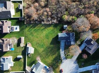 5142 Cherrywood Ct, Mineral Ridge, OH 44440