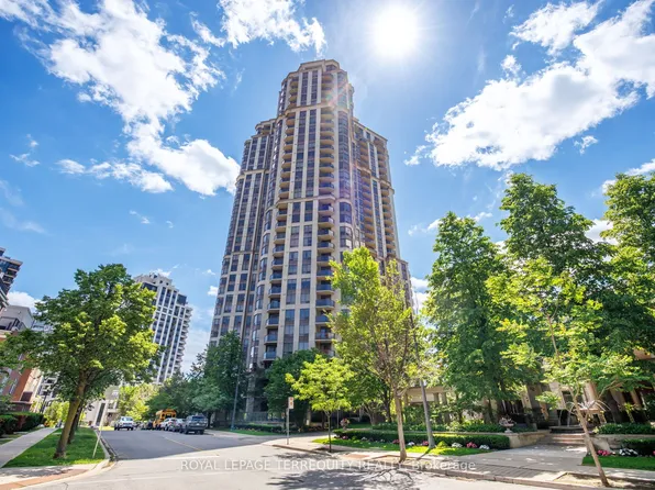 80 Harrison Garden Blvd #Gph19, Toronto, ON M2N 7E3