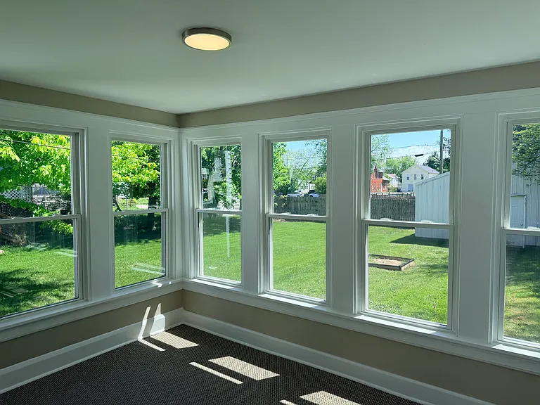 435 Crittenden Ave — Photo 2