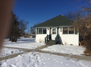 307 S Farwell St, Verndale, MN 56481