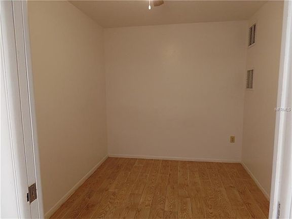 5th image of 105 Island Way APT 111