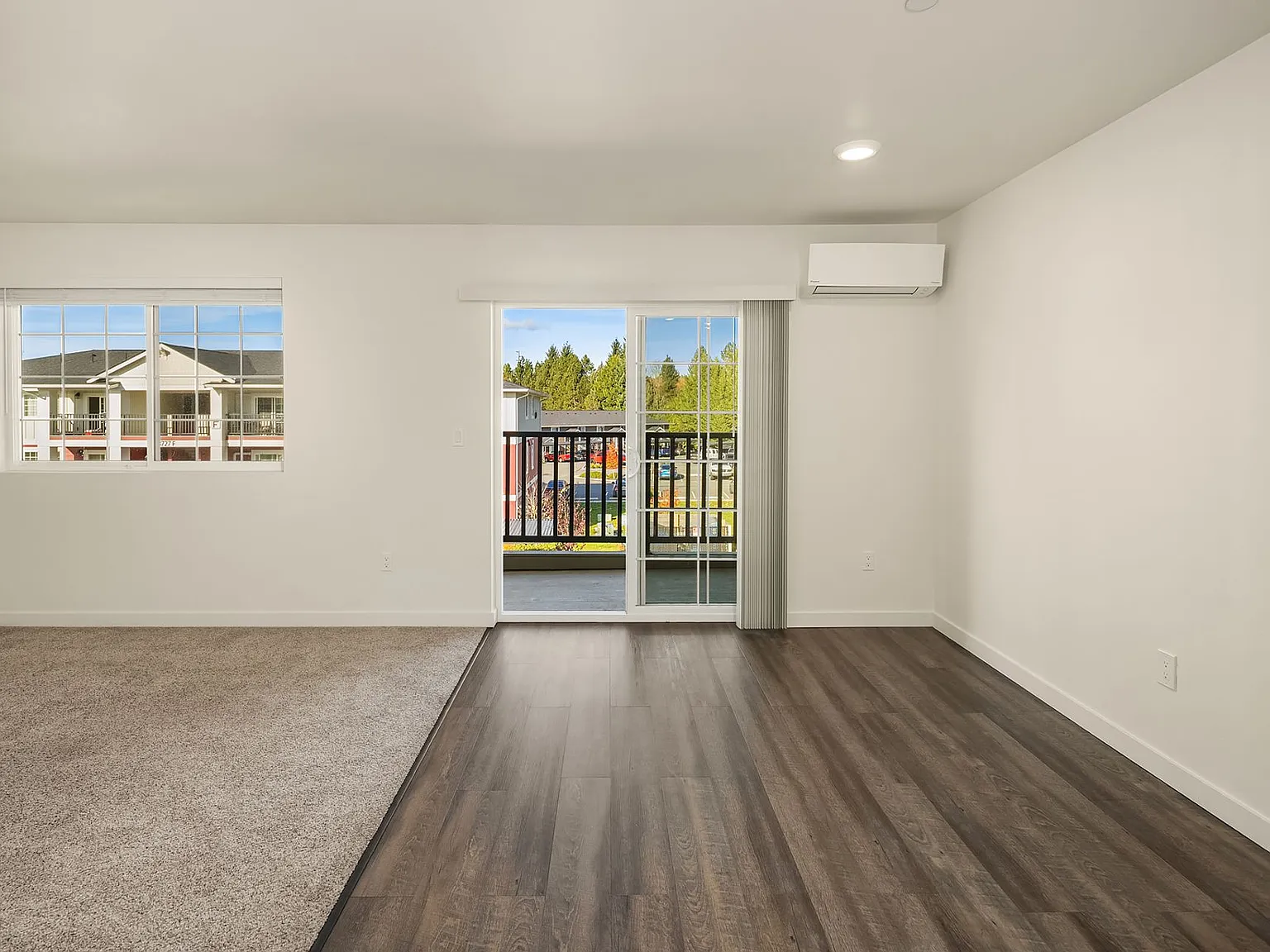 The Lake Apartments — Photo 4