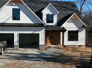 3214 Westside Country Dr, Fort Oglethorpe, GA 30742