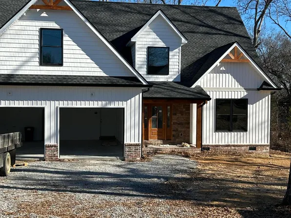 3214 Westside Country Dr, Fort Oglethorpe, GA 30742