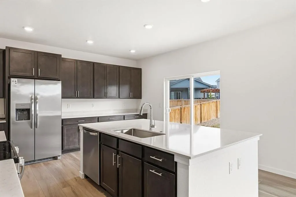 4322 Fellows Dr — Photo 3