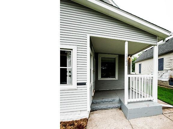 3rd image of 3842 Humboldt Ave N