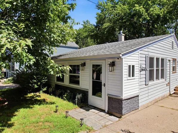 134 Fairfax St, Winona, MN 55987