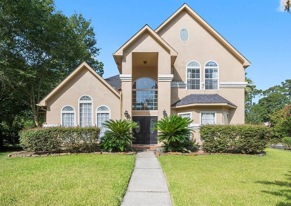1st image of 17931 Rolling Creek Dr
